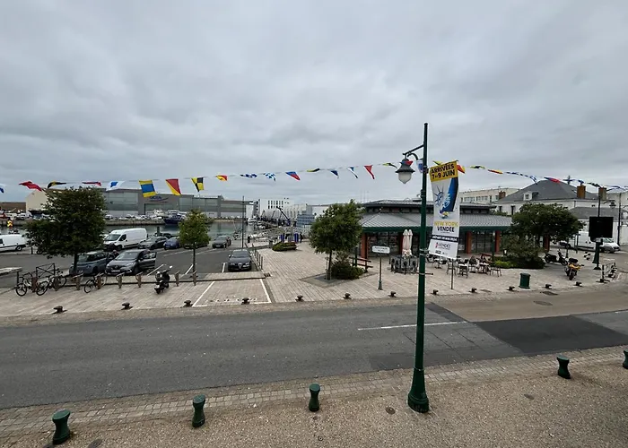 Maison 4 Chambres, 2 Etoiles, Pres Plage, Port De Peche - - Fr-1-197-605 * 莱萨布勒-多洛讷